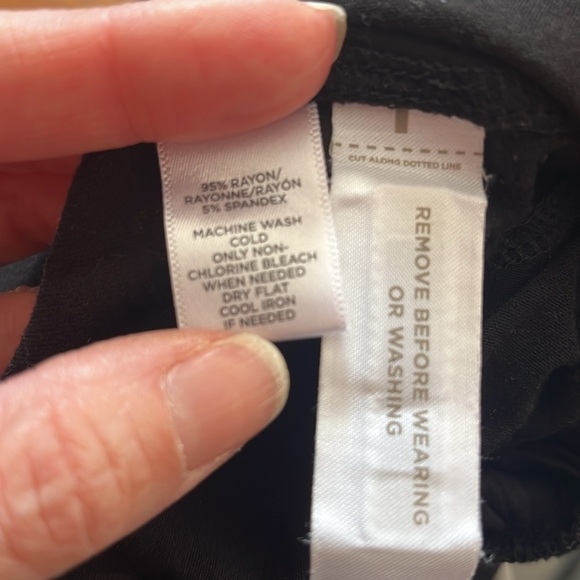 Like new Ann Taylor Loft black maxi skirt - Picture 8 of 9